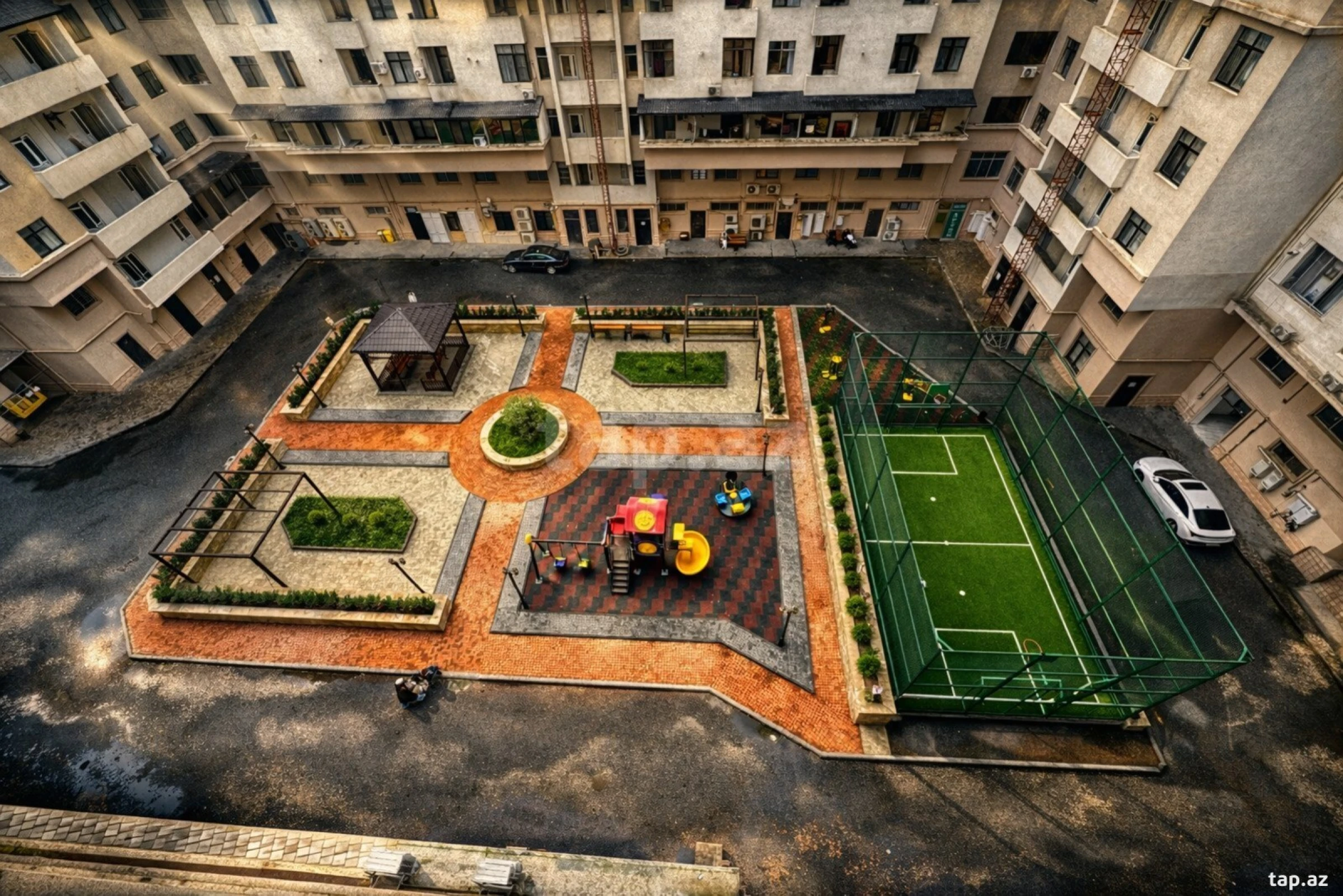 Satılır 3 otaqlı yeni tikili 125 m²