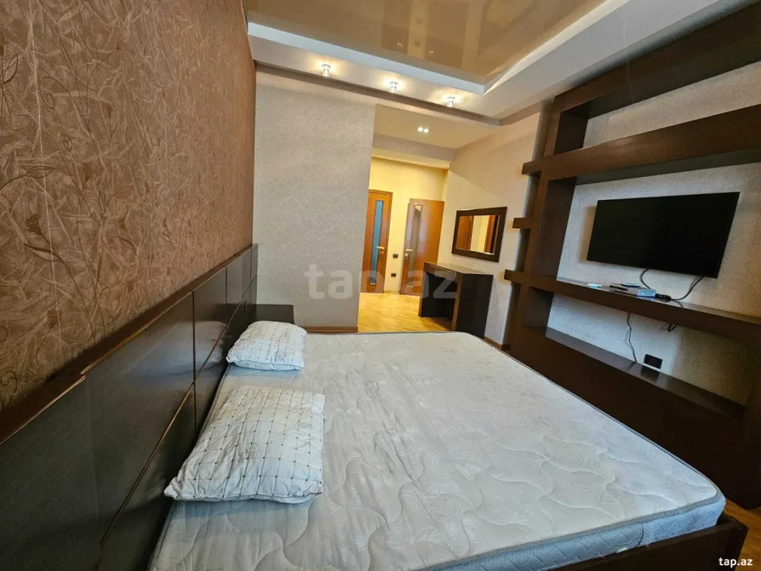 Kirayə verilir 2 otaqlı yeni tikili 110 m²