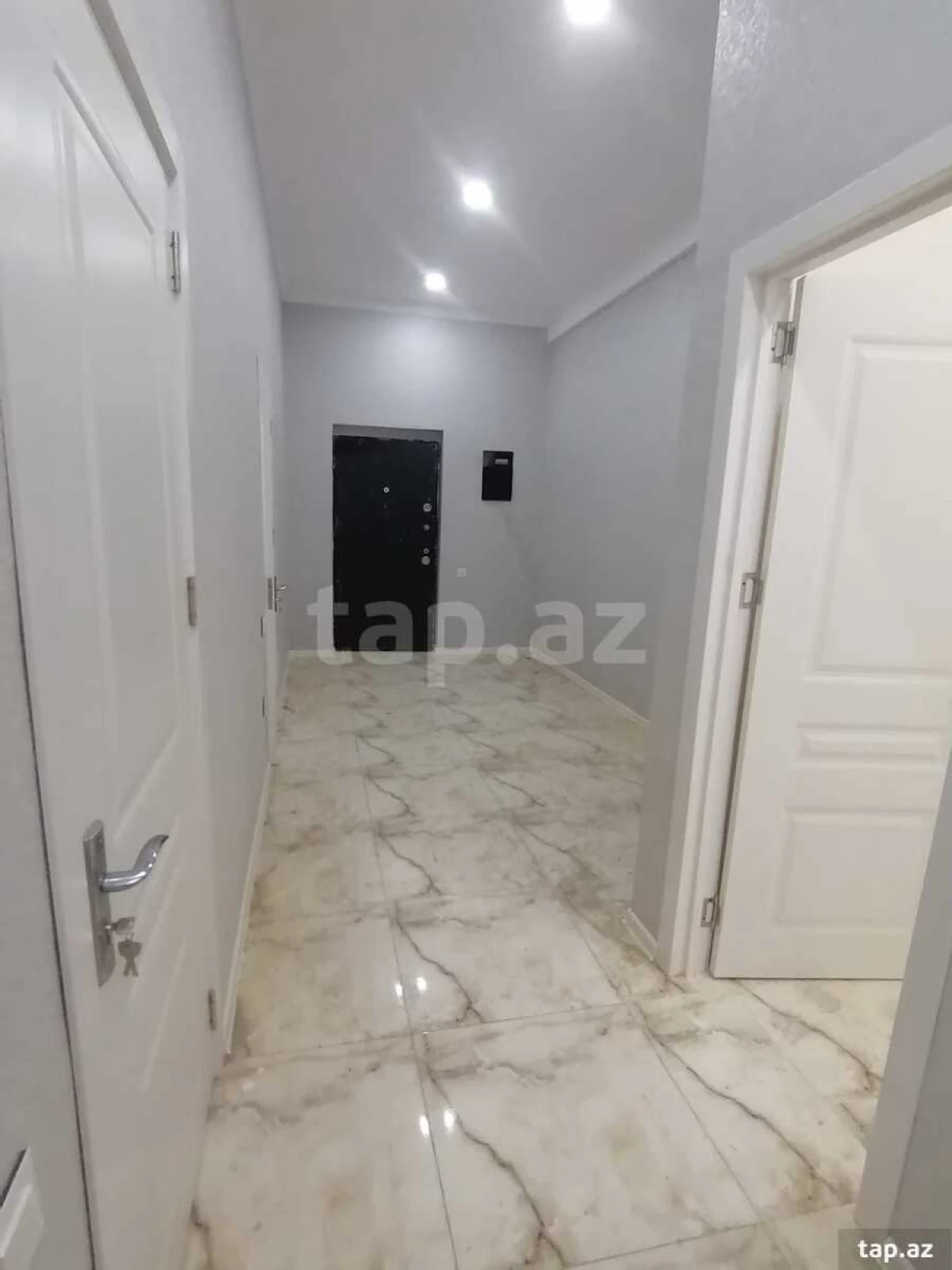 Satılır 4 otaqlı yeni tikili 147 m²