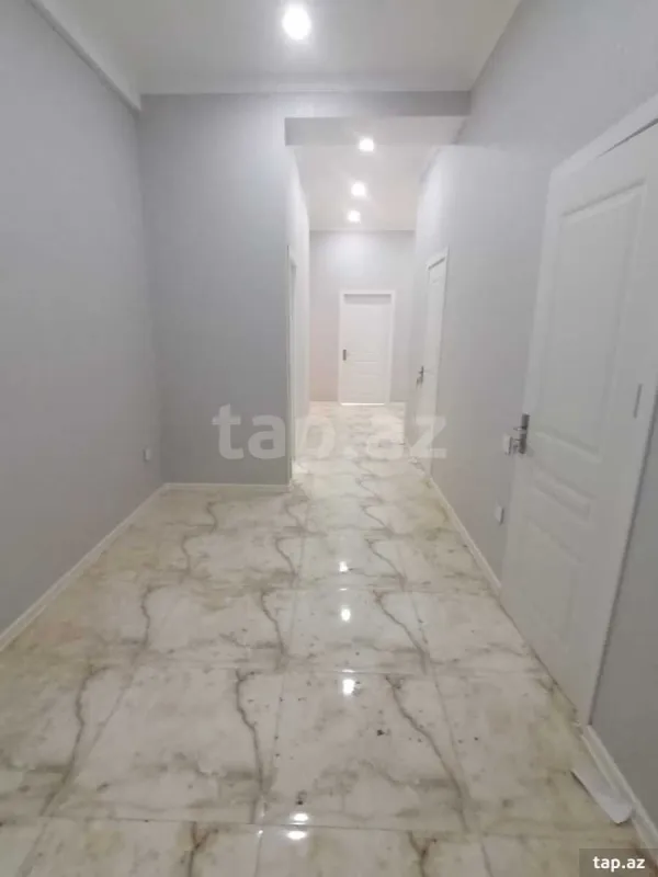 Satılır 4 otaqlı yeni tikili 147 m²