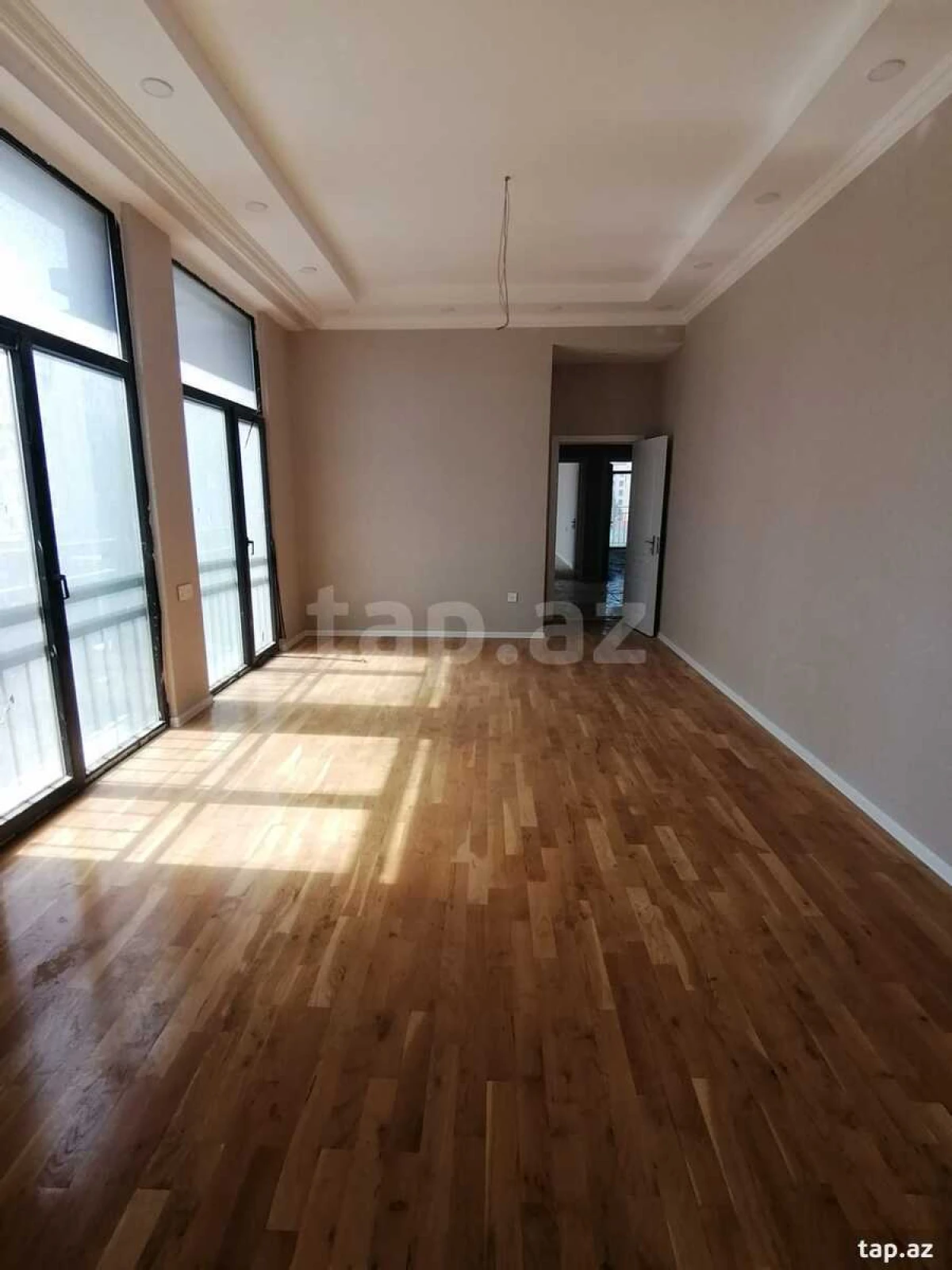 Satılır 4 otaqlı yeni tikili 147 m²