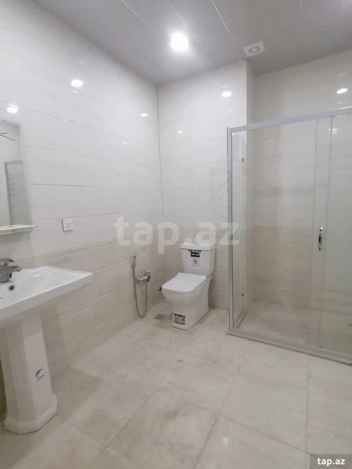Satılır 4 otaqlı yeni tikili 147 m²