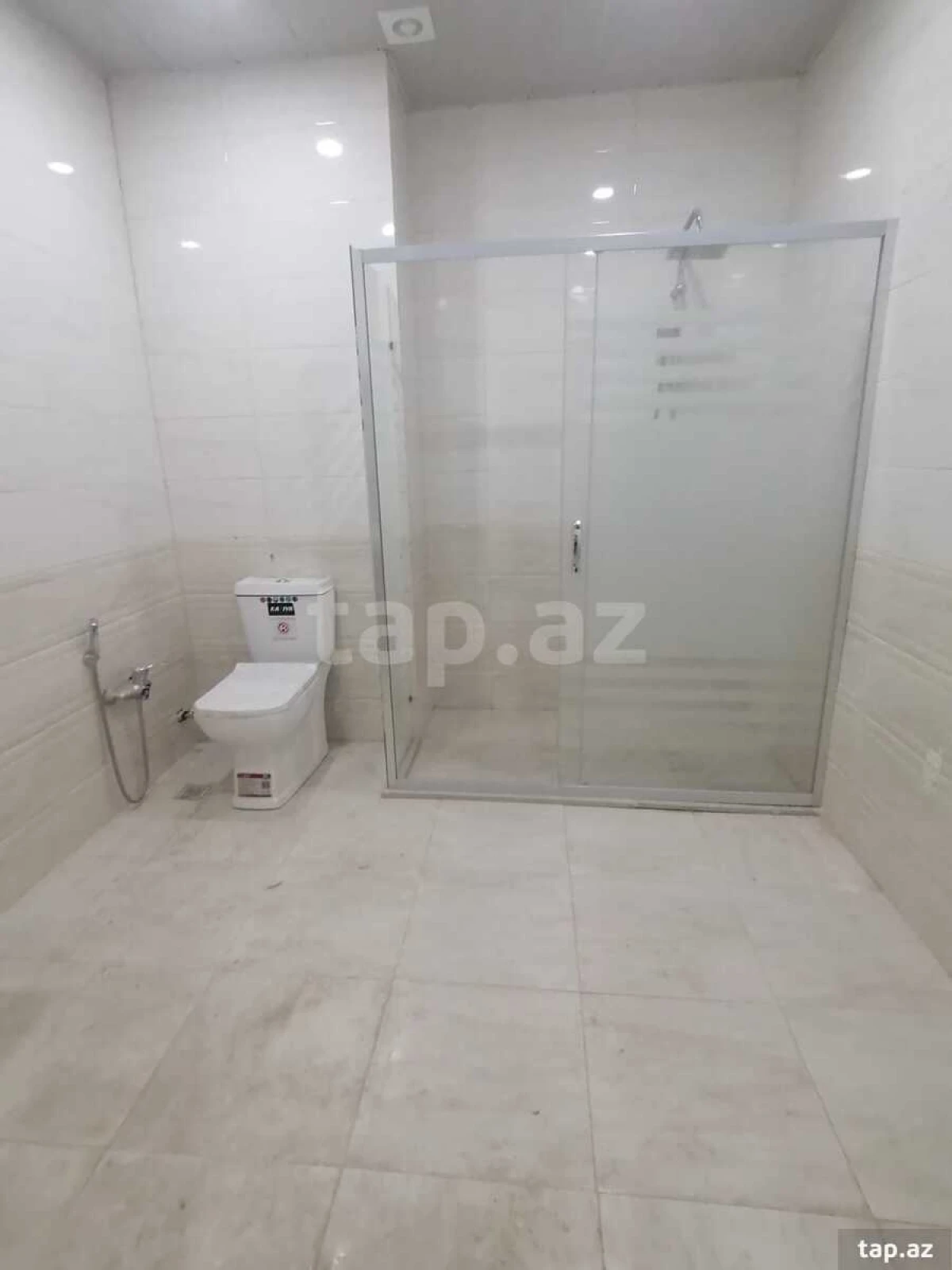 Satılır 4 otaqlı yeni tikili 147 m²