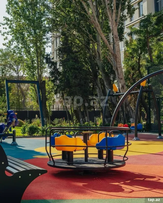 Satılır 4 otaqlı yeni tikili 147 m²