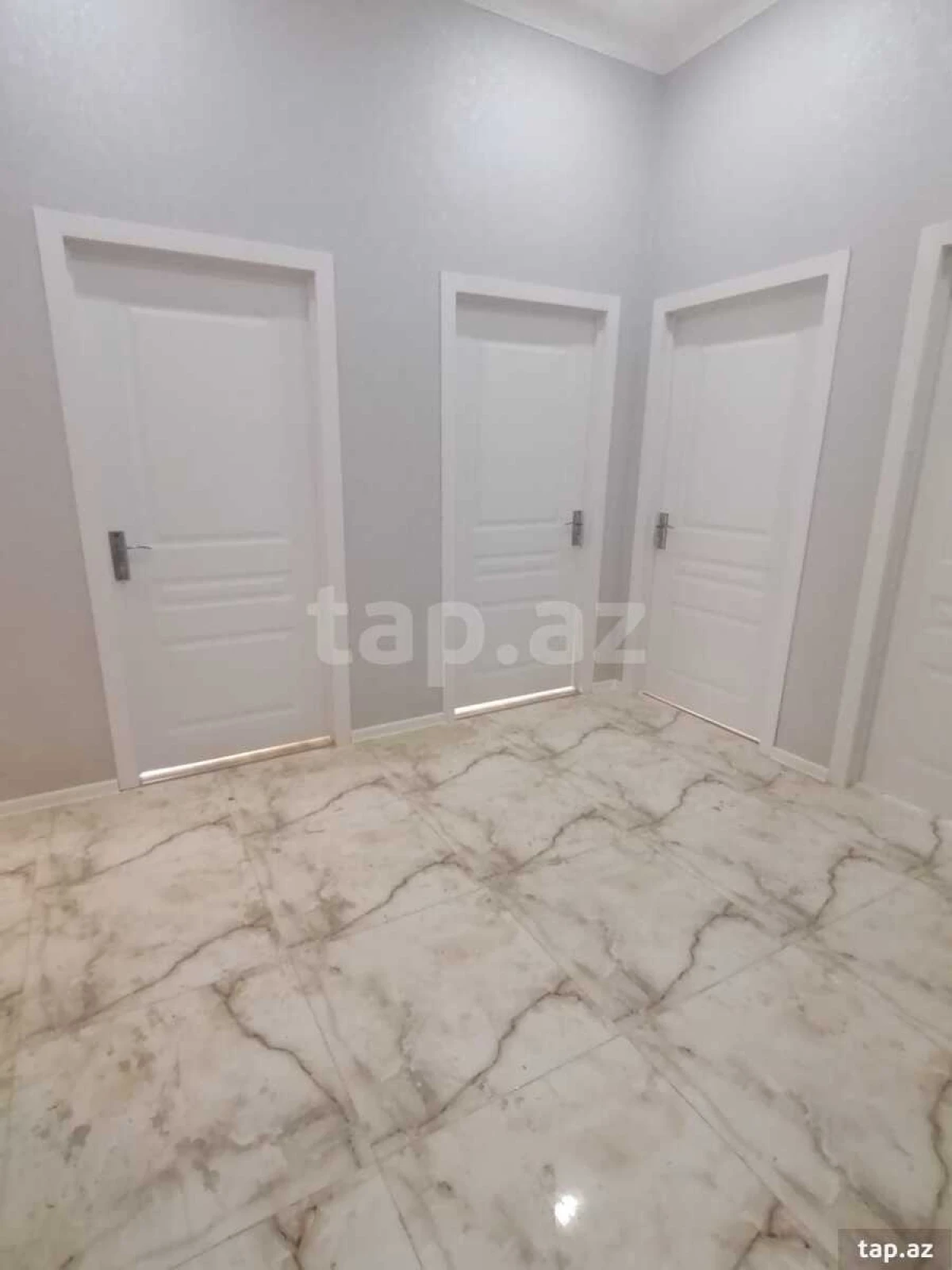 Satılır 4 otaqlı yeni tikili 147 m²