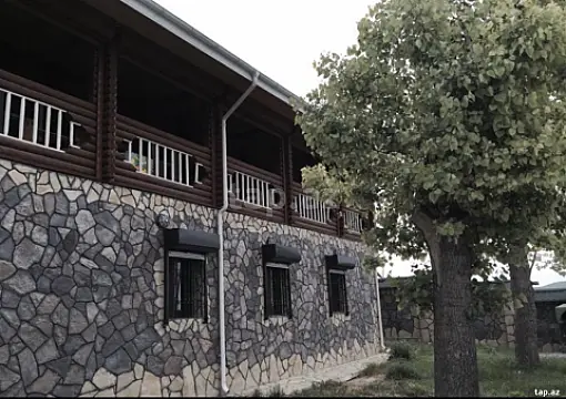 Satılır 9 otaqlı həyət evi