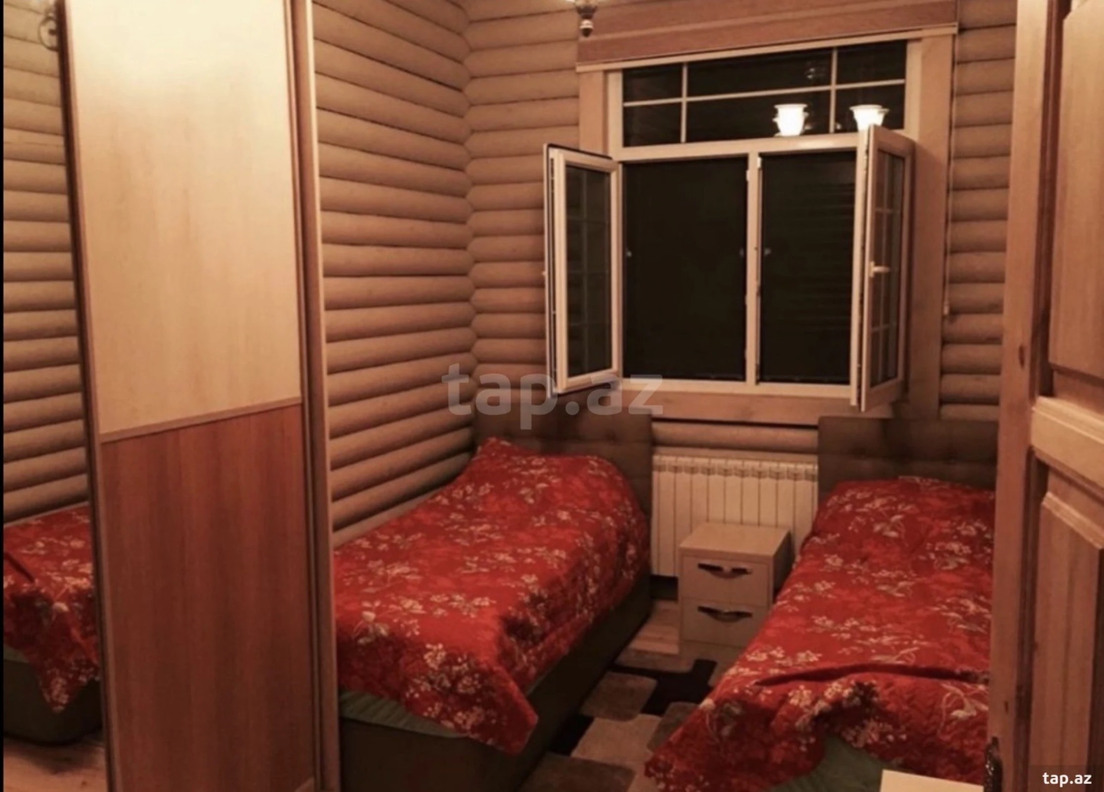 Satılır 9 otaqlı həyət evi