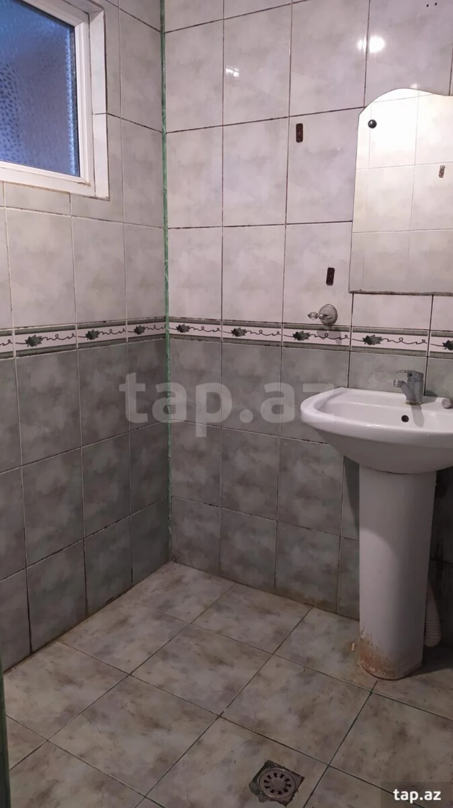 Kirayə verilir 3 otaqlı mənzil 80 m²