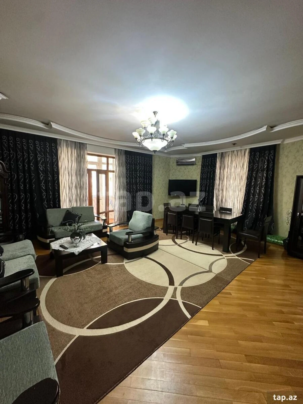 Satılır 4 otaqlı yeni tikili 155 m²