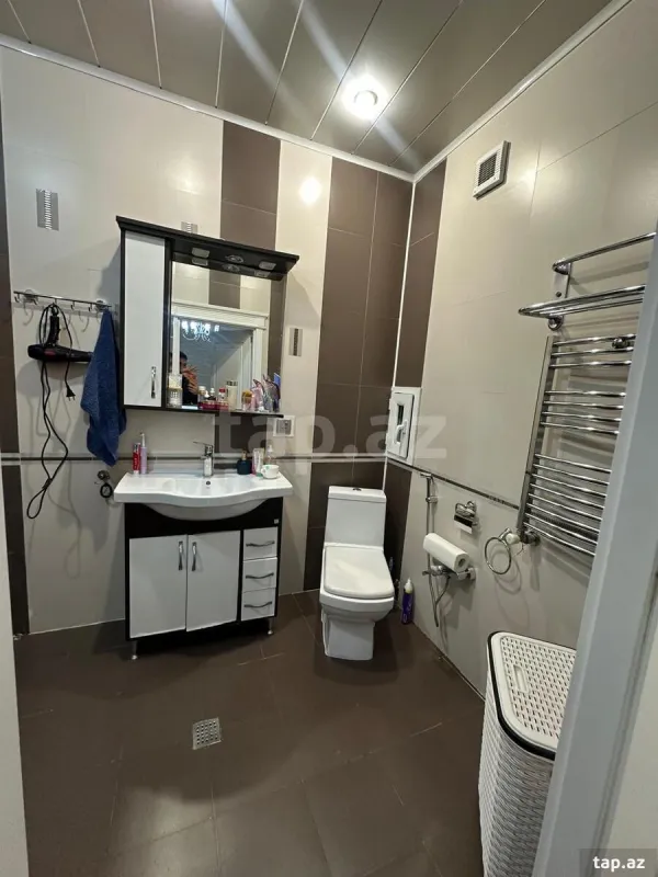 Satılır 4 otaqlı yeni tikili 155 m²