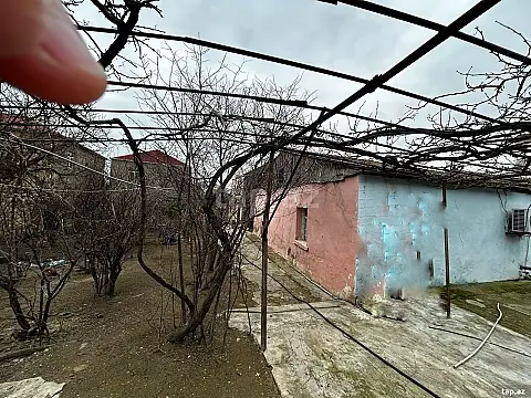 Satılır 4 otaqlı həyət evi