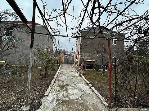 Satılır 4 otaqlı həyət evi