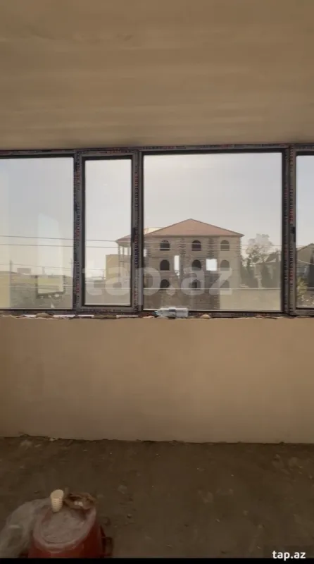 Satılır 4 otaqlı həyət evi