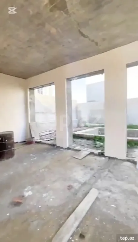 Satılır 4 otaqlı həyət evi