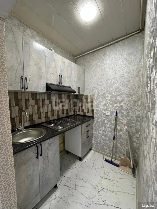 Kirayə verilir 2 otaqlı mənzil 40 m²