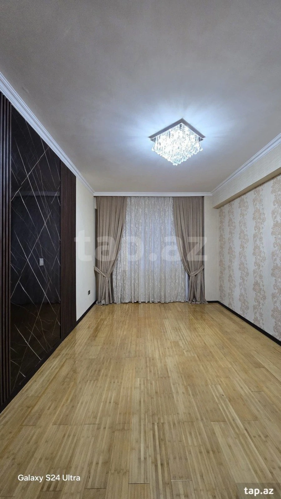Satılır 2 otaqlı yeni tikili 64 m²