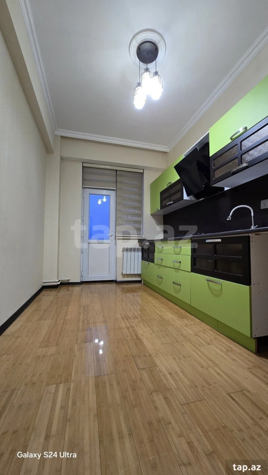 Satılır 2 otaqlı yeni tikili 64 m²