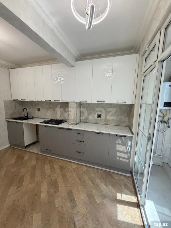 Satılır 2 otaqlı mənzil 60 m²