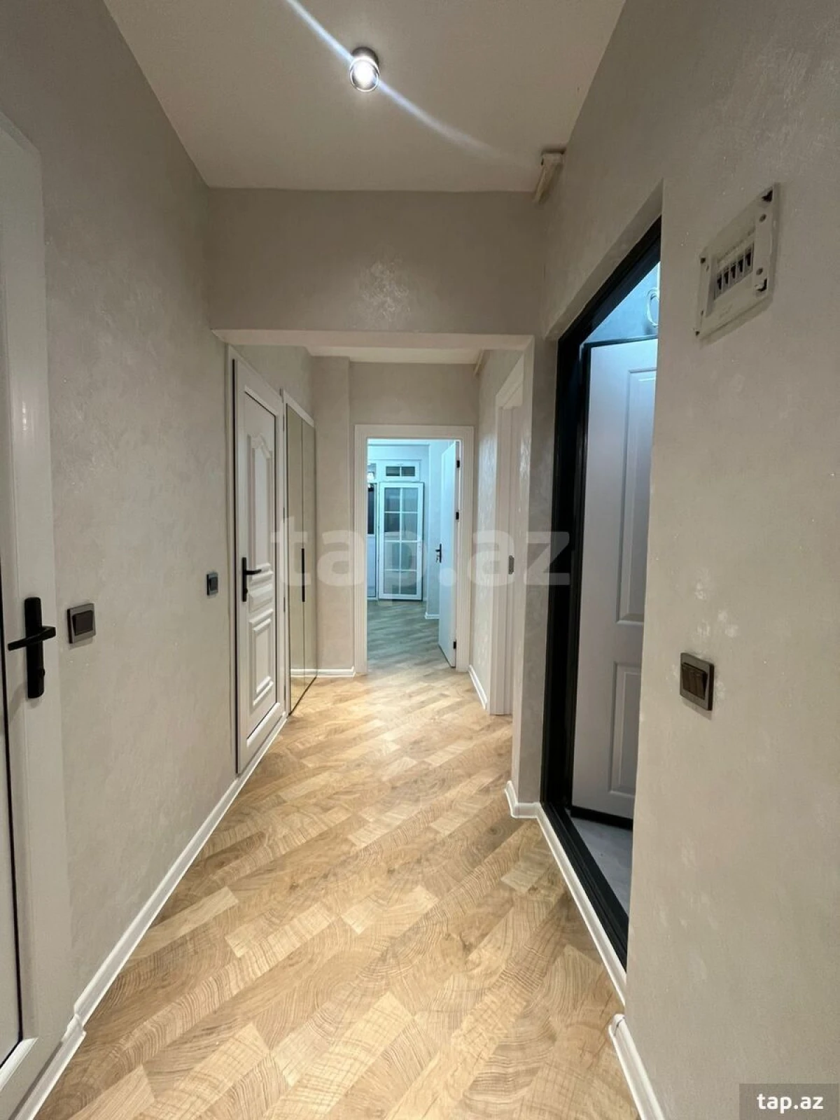 Satılır 2 otaqlı mənzil 60 m²