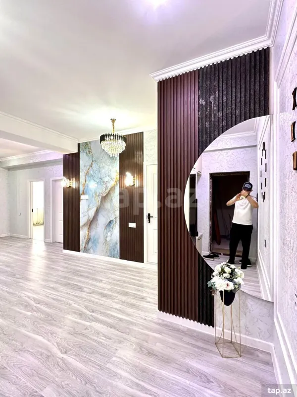 Satılır 3 otaqlı yeni tikili 80 m²