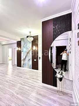 Satılır 3 otaqlı yeni tikili 80 m²