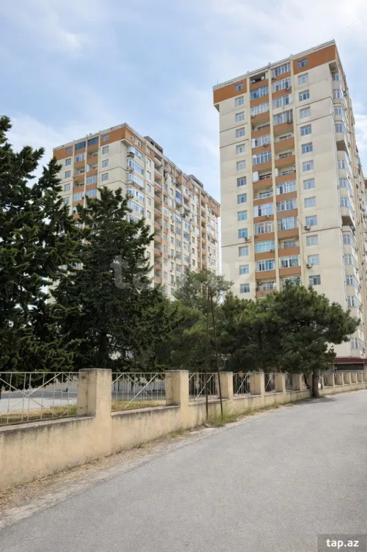 Satılır 2 otaqlı yeni tikili 90 m²
