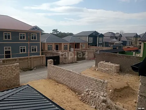 Satılır 6 otaqlı həyət evi