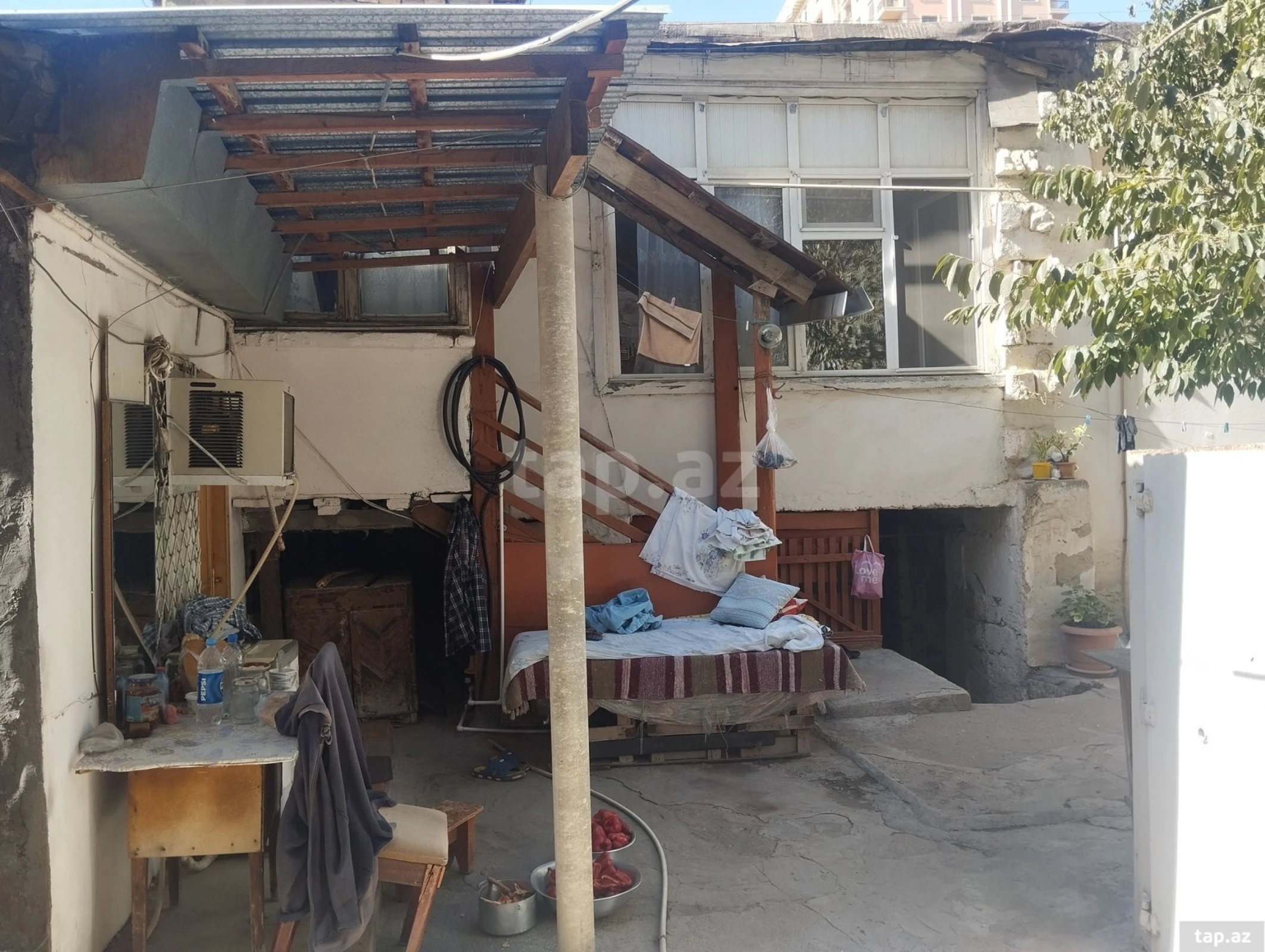 Satılır 3 otaqlı həyət evi