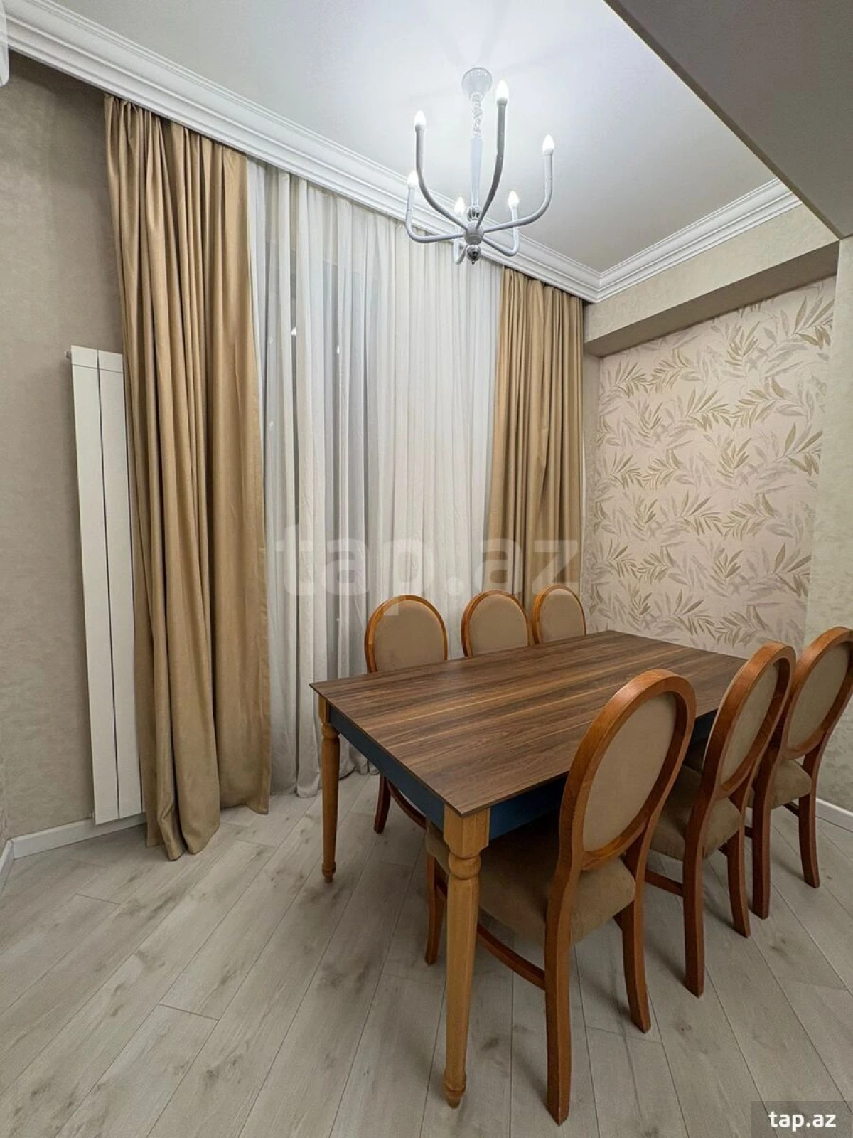 Kirayə verilir 3 otaqlı yeni tikili 105 m²