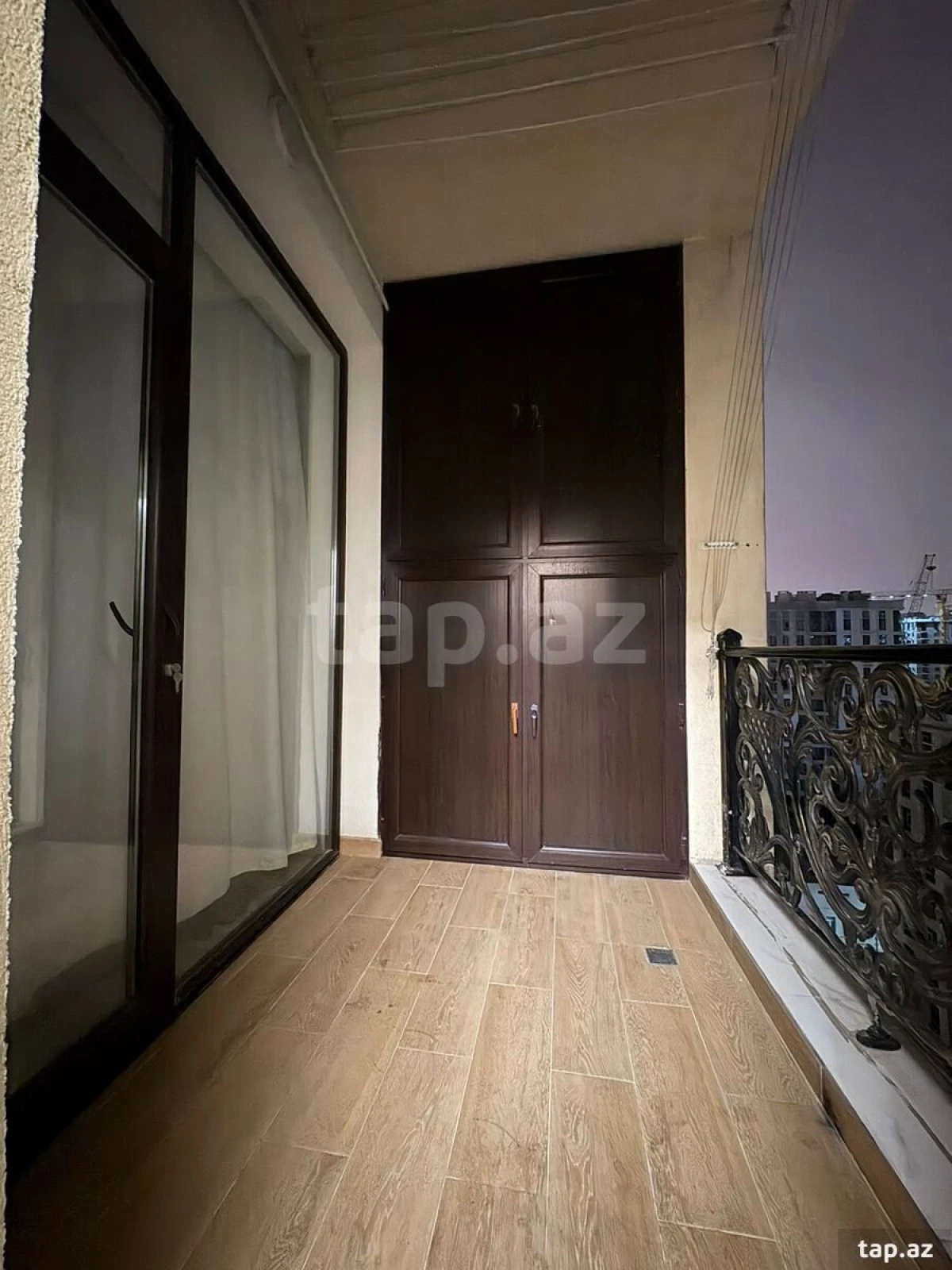 Kirayə verilir 3 otaqlı yeni tikili 105 m²
