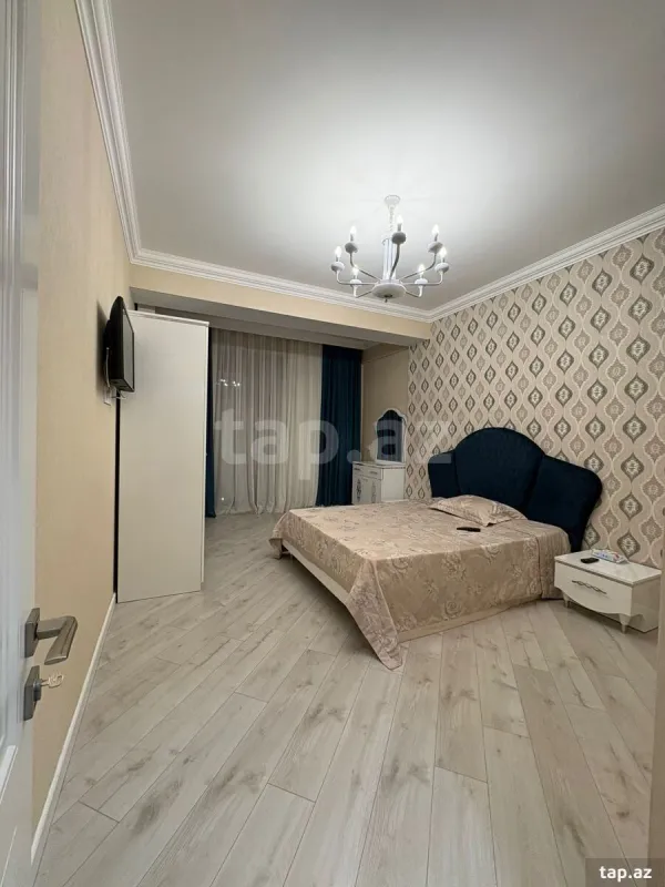 Kirayə verilir 3 otaqlı yeni tikili 105 m²