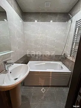 Satılır 3 otaqlı yeni tikili 85 m²