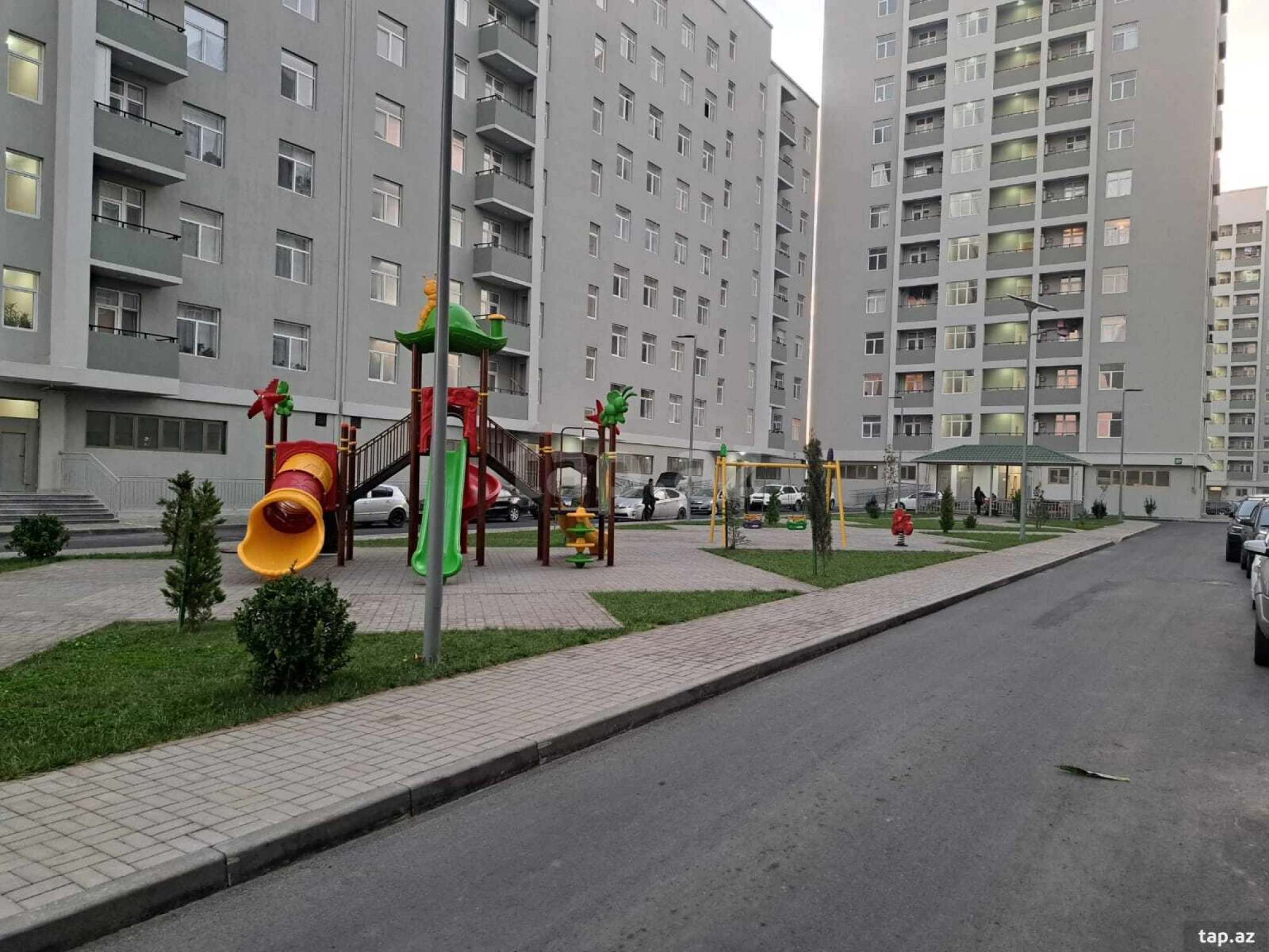Kirayə verilir 2 otaqlı yeni tikili 60 m²