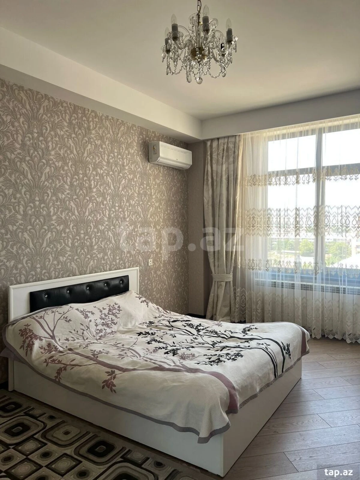 Kirayə verilir 2 otaqlı yeni tikili 90 m²