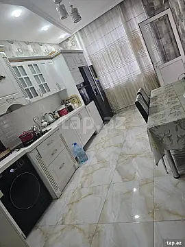 Satılır 3 otaqlı yeni tikili 125 m²