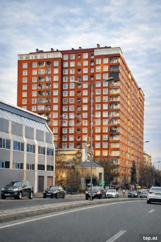 Satılır 2 otaqlı yeni tikili 95 m²