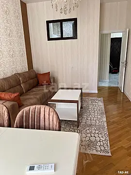 Kirayə verilir 2 otaqlı yeni tikili 60 m²
