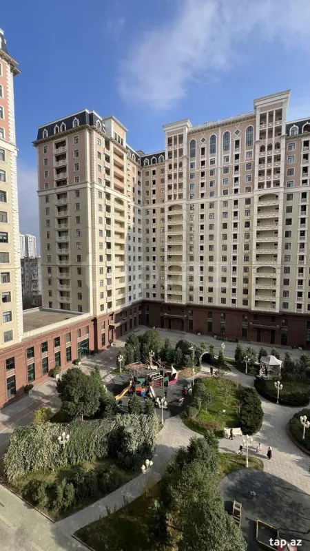 Kirayə verilir 2 otaqlı yeni tikili 88 m²