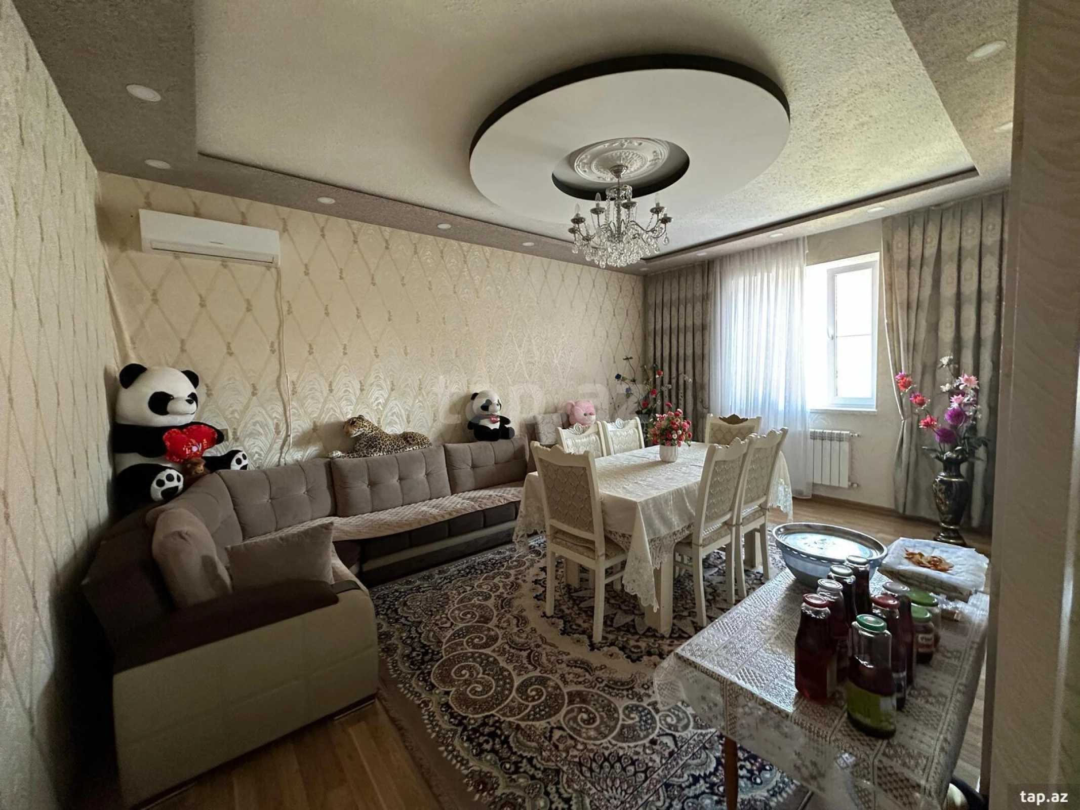Satılır 6 otaqlı həyət evi