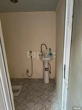 Satılır 6 otaqlı həyət evi