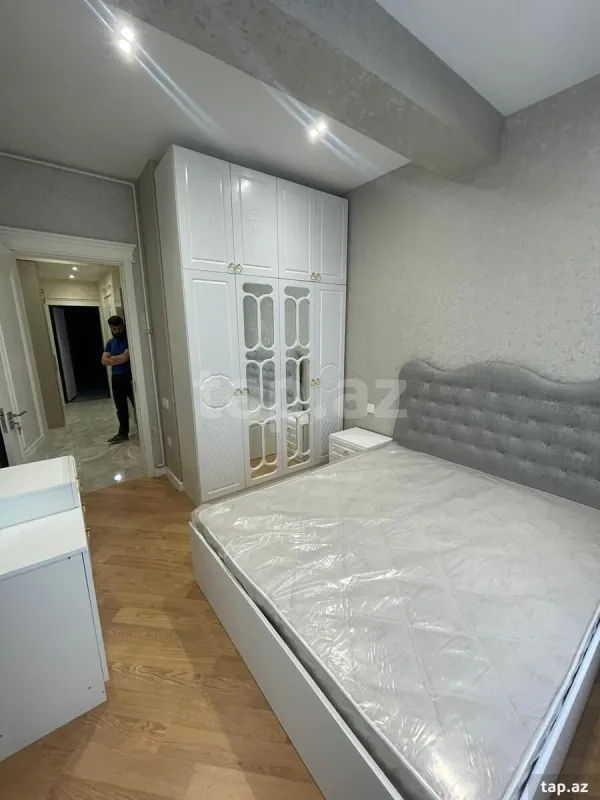 Kirayə verilir 2 otaqlı yeni tikili 60 m²