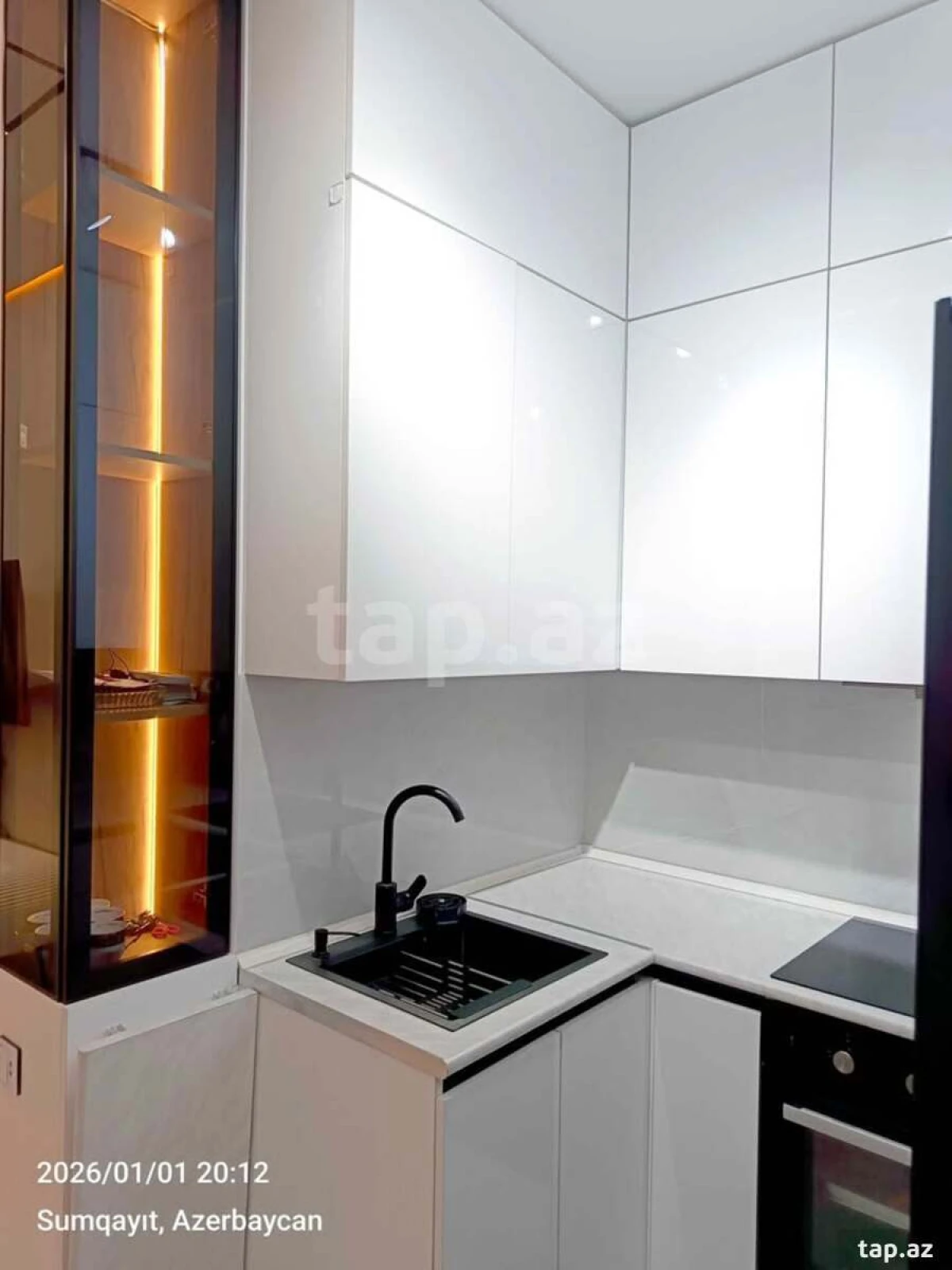 Kirayə verilir 3 otaqlı yeni tikili 70 m²