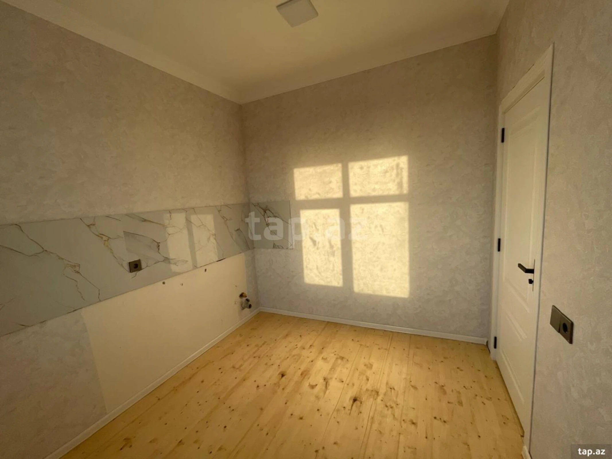 Satılır 3 otaqlı həyət evi