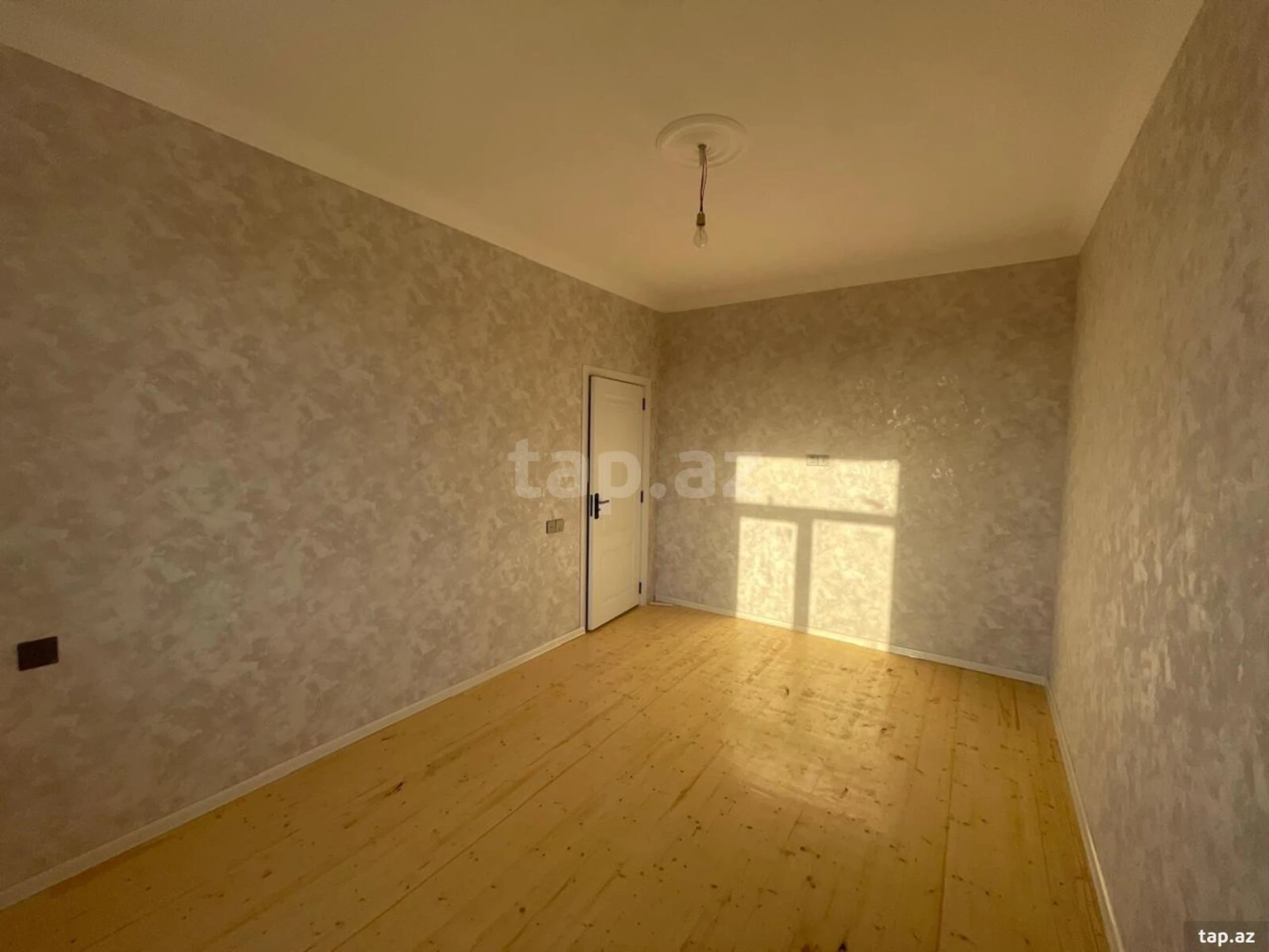 Satılır 3 otaqlı həyət evi