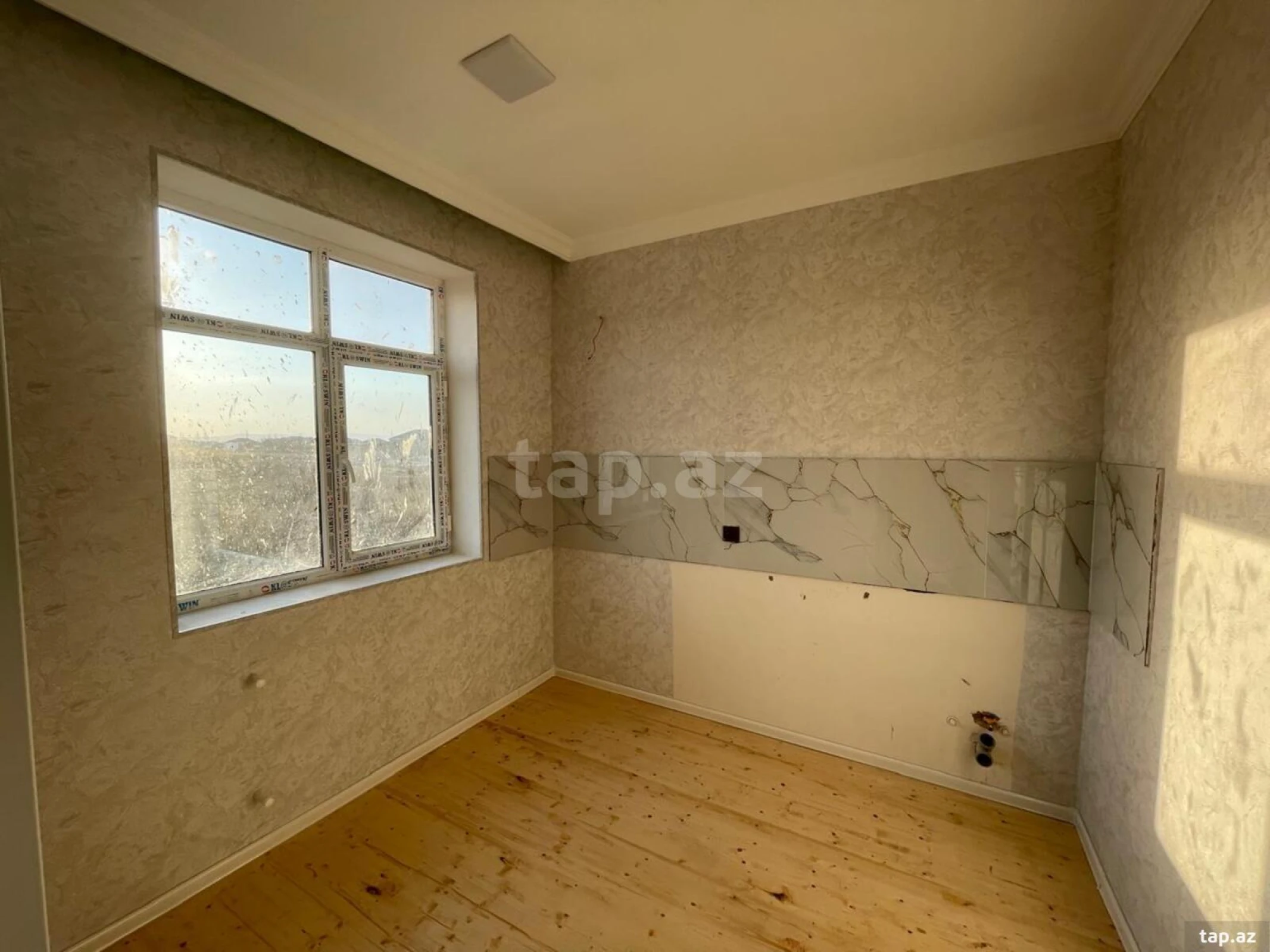 Satılır 3 otaqlı həyət evi