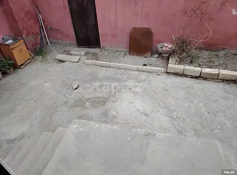 Satılır 3 otaqlı həyət evi
