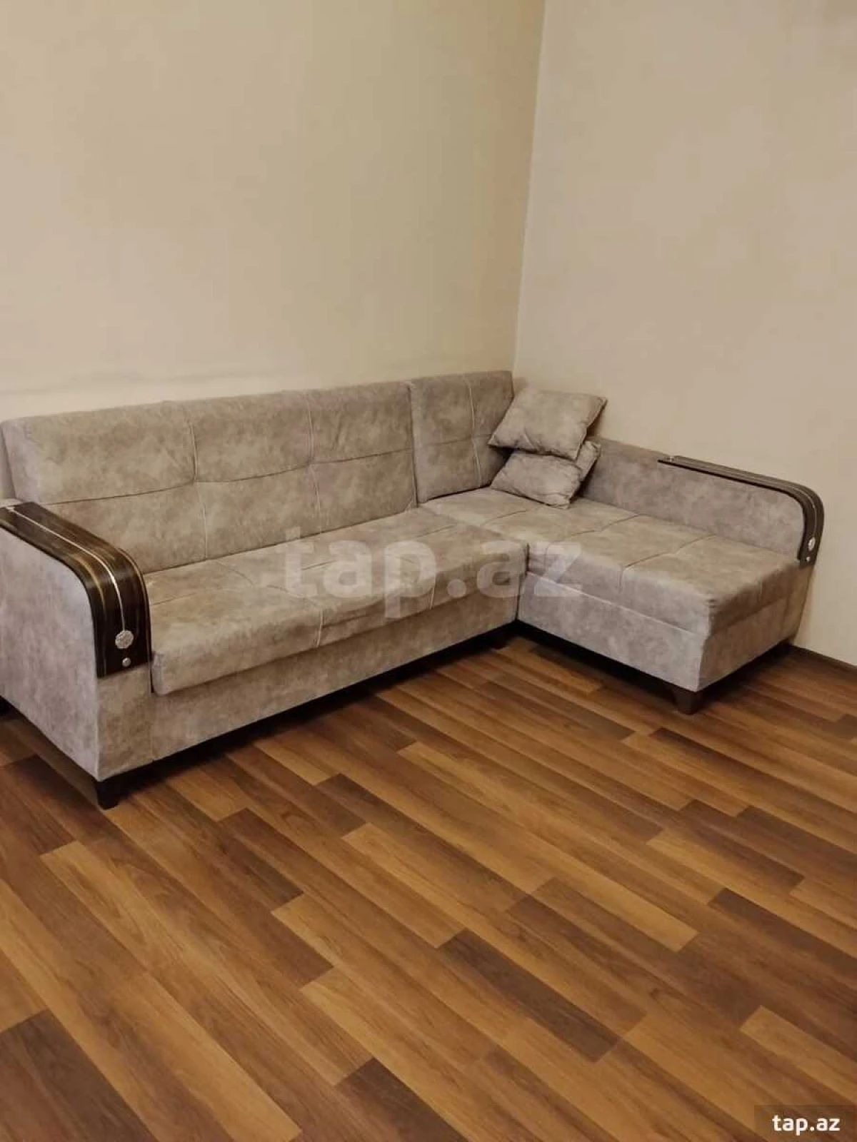 Kirayə verilir 2 otaqlı mənzil 55 m²