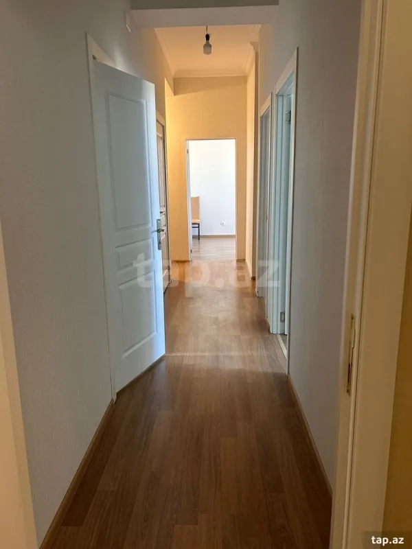 Kirayə verilir 3 otaqlı yeni tikili 80 m²