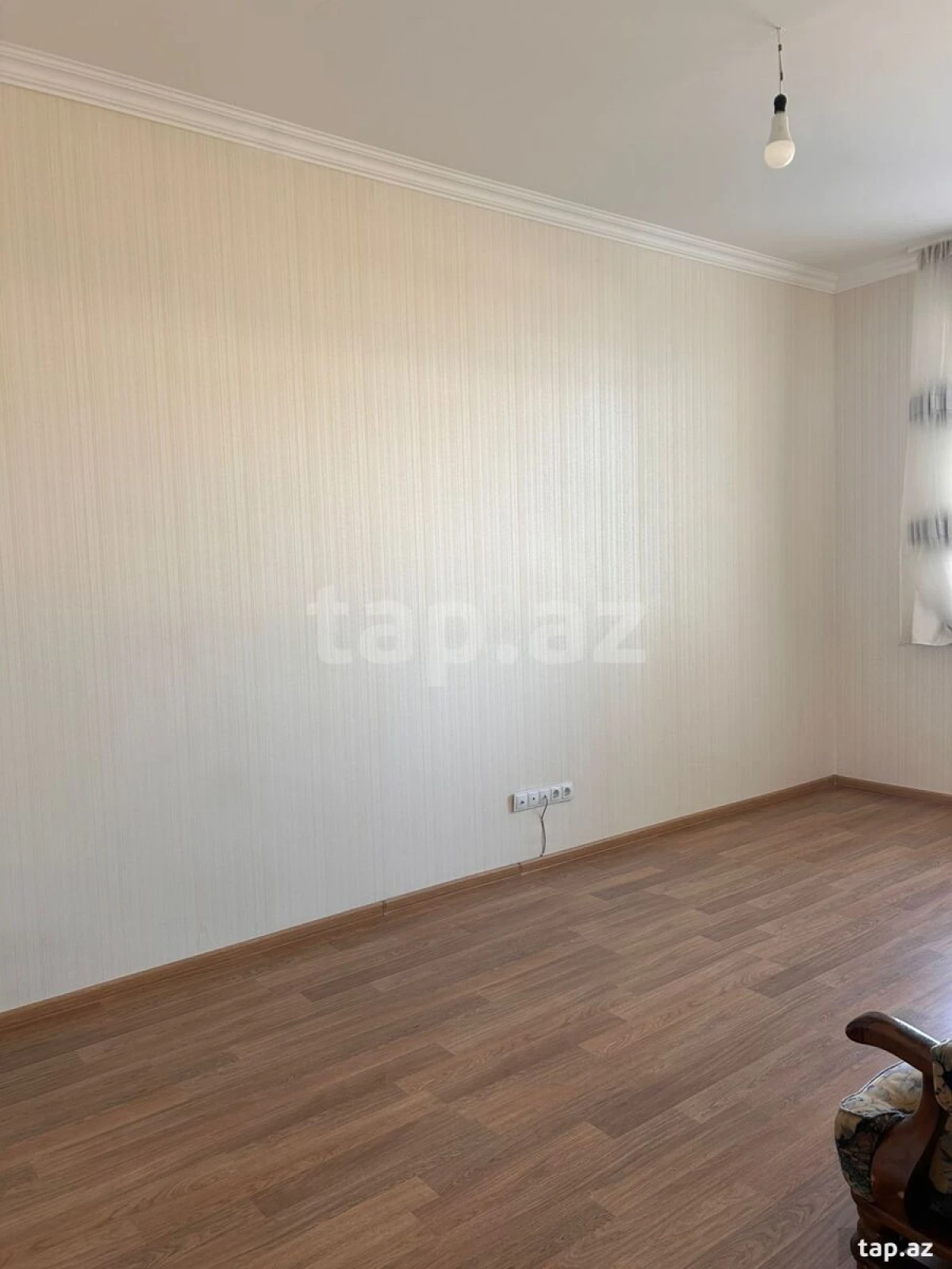 Kirayə verilir 3 otaqlı yeni tikili 80 m²