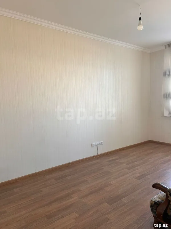 Kirayə verilir 3 otaqlı yeni tikili 80 m²